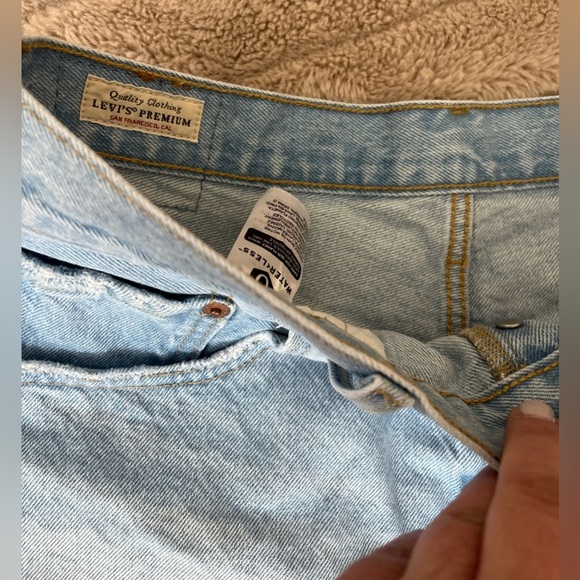 Levi’s 501 Cutoffs Shorts Denim Distressed Frey Raw Hem Buttonfly SZ: 30 - Picture 4 of 8